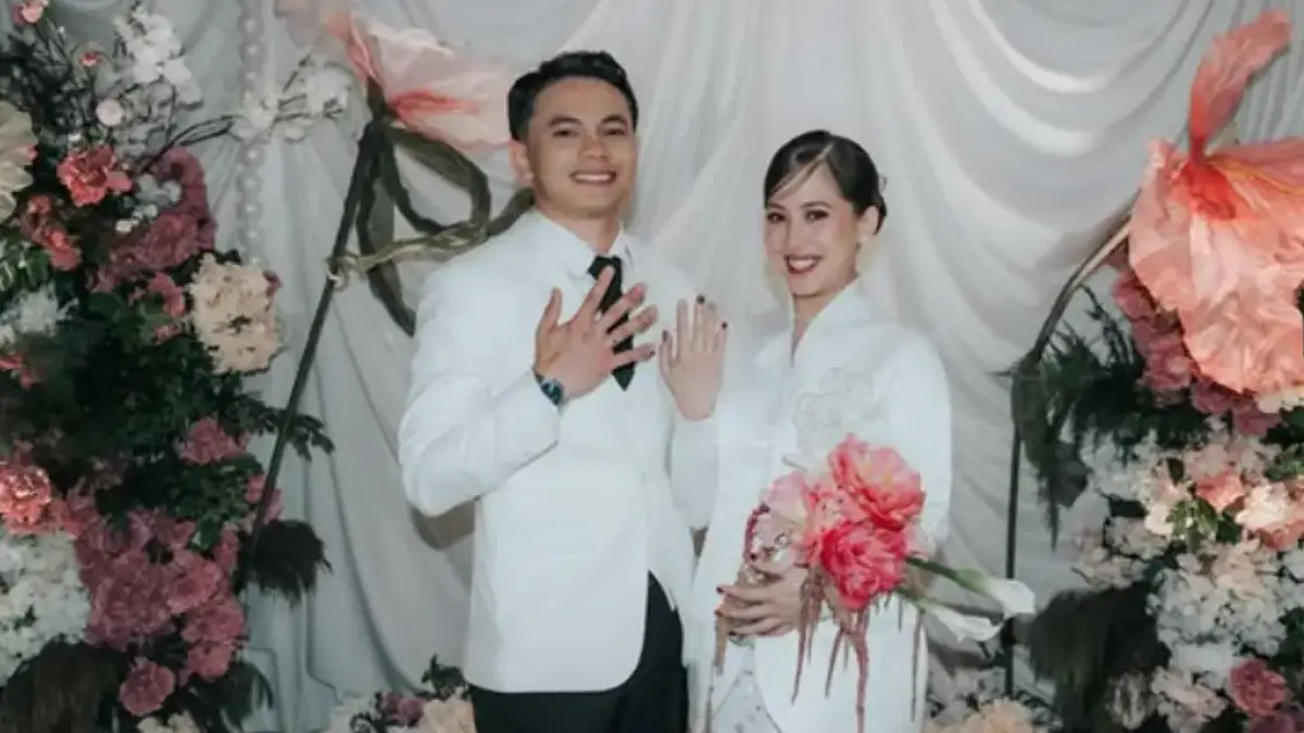 Diam-Diam Menikah, Adhisty Zara Kini Tengah Menantikan Anak Pertama Aktris muda Adhisty Zara akhirnya membagikan momen penting dalam hidupnya kepada publik.