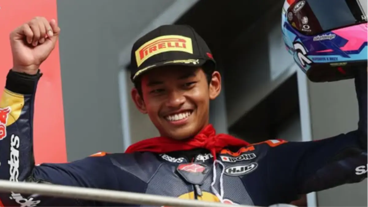Veda Ega Pratama Jadi Perbincangan, Penampilan Apiknya di Moto3 2026 Bikin Publik Dunia Melirik Penampilan yang menjanjikan membuat Veda mulai mendapat sorotan dari pencinta balap motor.