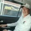 Setibanya di Bandara Raden Inten II, Jokowi langsung menghampiri para relawan yang telah menunggu.