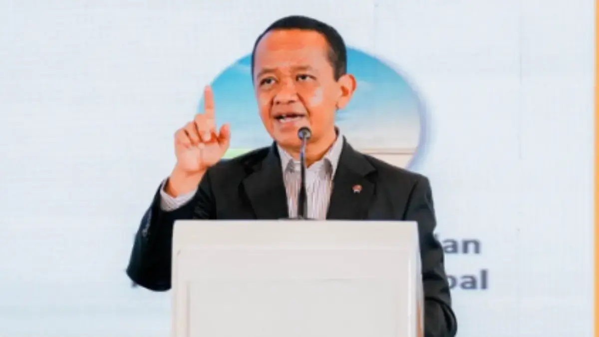 Menurut Bahlil, menjaga keberlangsungan lapangan pekerjaan merupakan salah satu tanggung jawab pemerintah.