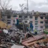 Rangkaian gempa tersebut meningkatkan kekhawatiran terhadap potensi kerusakan bangunan dan korban jiwa.