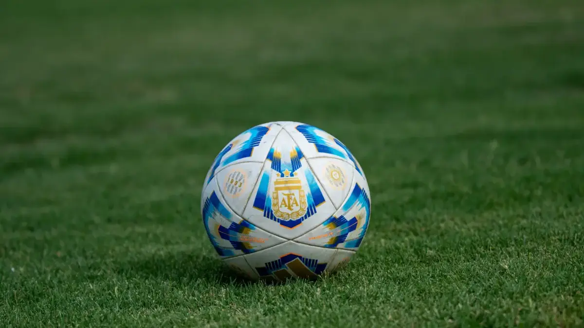 Jadwal Lengkap Bola Malam Ini: Inggris dan Portugal Tampil dalam Laga Uji Coba Jadwal bola malam ini, 10-11 Juni 2026, menghadirkan sejumlah pertandingan menarik dari ajang uji coba.