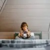 Seiring perkembangan teknologi, anak-anak kini semakin akrab dengan gadget sejak usia dini.