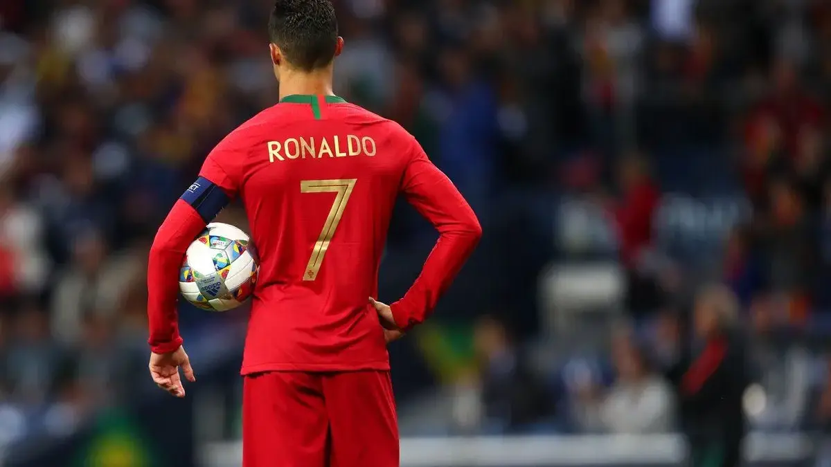 Ronaldo Beri Peringatan Keras ke Portugal Jelang Piala Dunia 2026: Fokus Kongo Dulu! foto