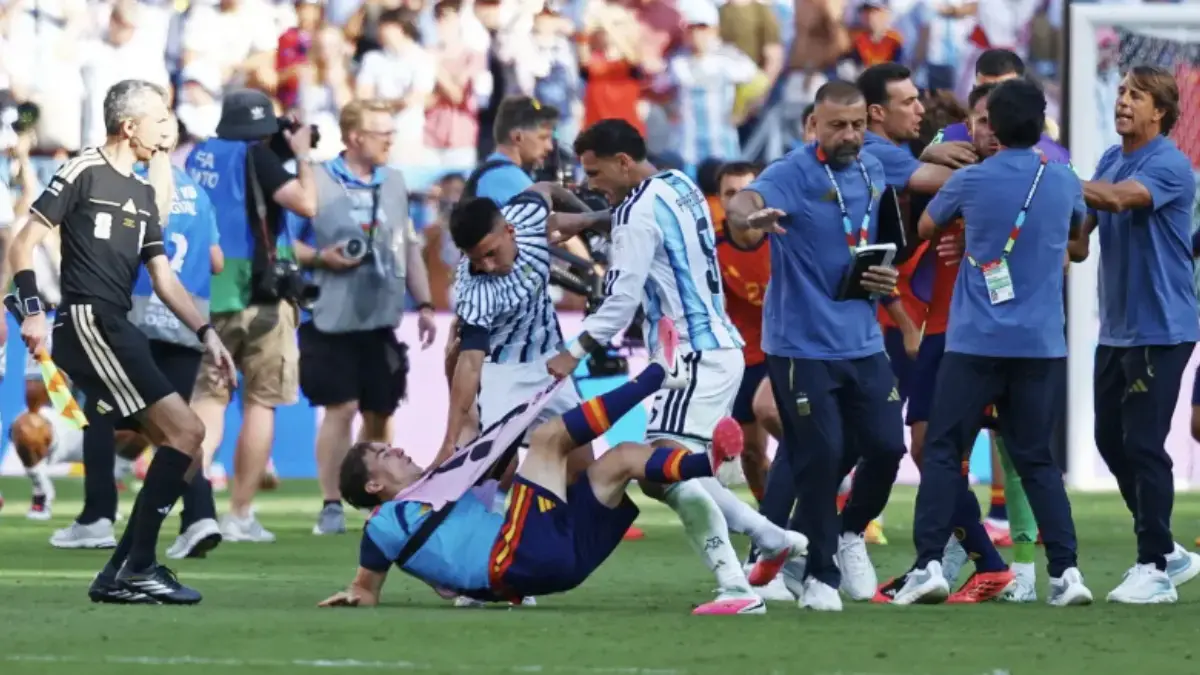 Insiden Panas Final Piala Dunia 2026: Kronologi Ricuh Spanyol vs Argentina dan Kartu Merah Paredes Piala Dunia