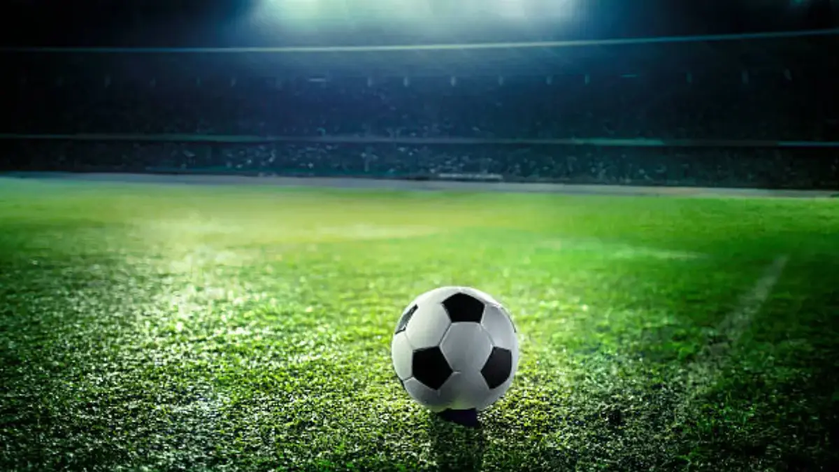 Sepak Bola Malam Ini