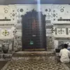 Makam Sunan Gunung Jati di Astana Gunung Jati Cirebon dengan suasana sakral