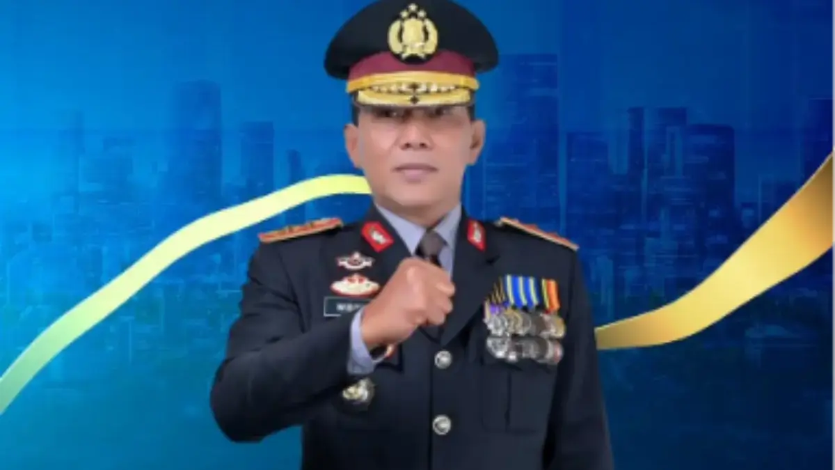 Perwira tinggi Polri ini dikenal memiliki pengalaman panjang di bidang lalu lintas.