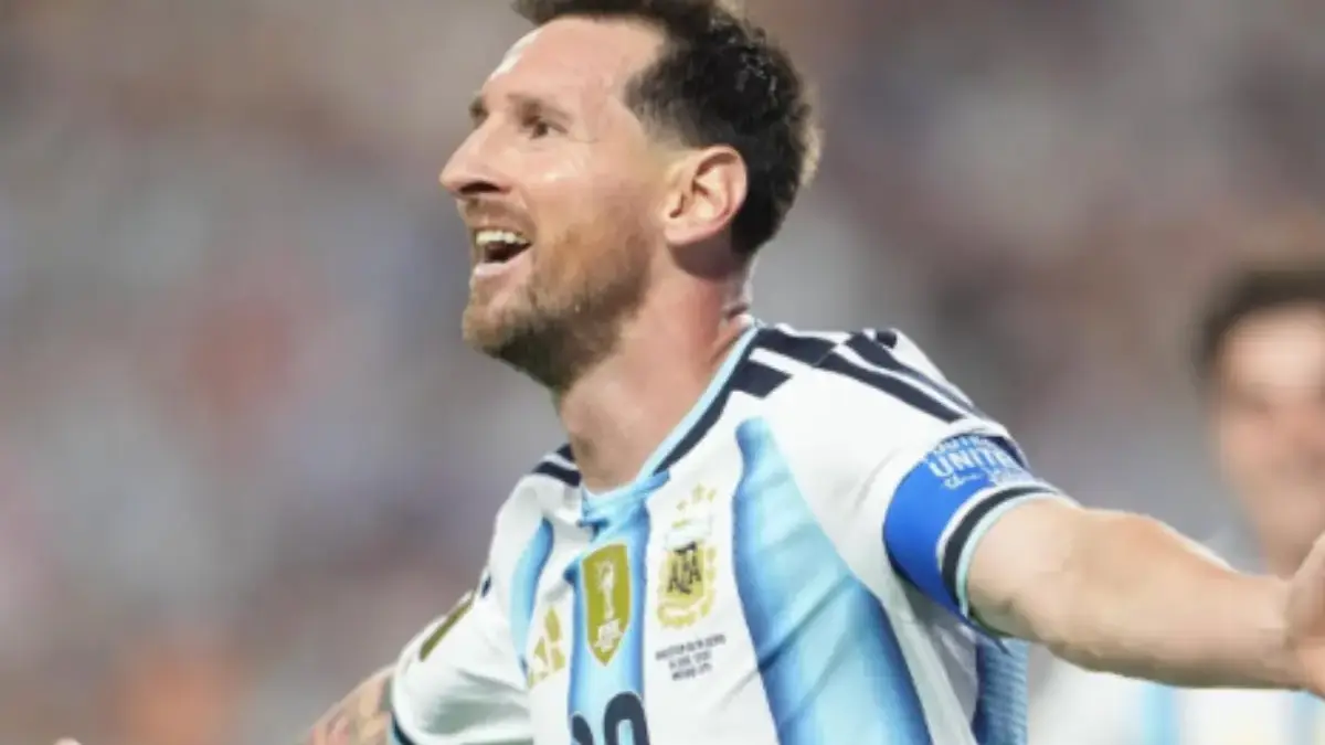 Top Skor Piala Dunia 2026 Terbaru: Messi Geser Mbappe di Puncak Lionel Messi berhasil mengambil alih posisi teratas dalam daftar top skor Piala Dunia 2026