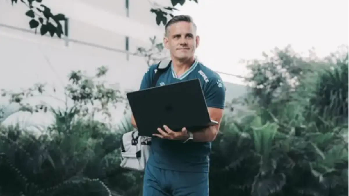 Usai Uji Coba Kontra Bali United, John Herdman Fokus Tingkatkan Kualitas Timnas Indonesia Meski puas dengan penampilan tim, Herdman menegaskan masih ada sejumlah aspek yang perlu dibenahi.