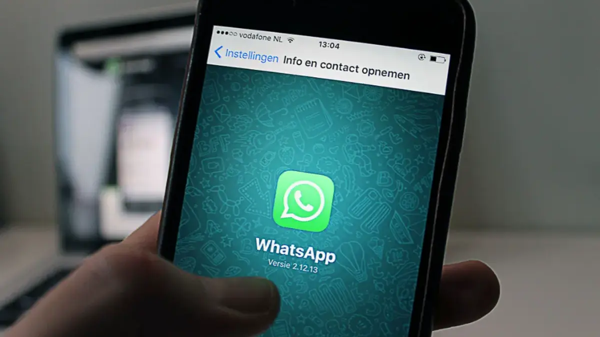 Ilustrasi akun WhatsApp yang diblokir dan cara mengatasinya