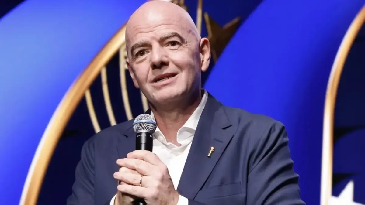 Piala Dunia 2026 Penuh Kekacauan, Presiden FIFA Gianni Infantino Didesak Mundur gianni infantino