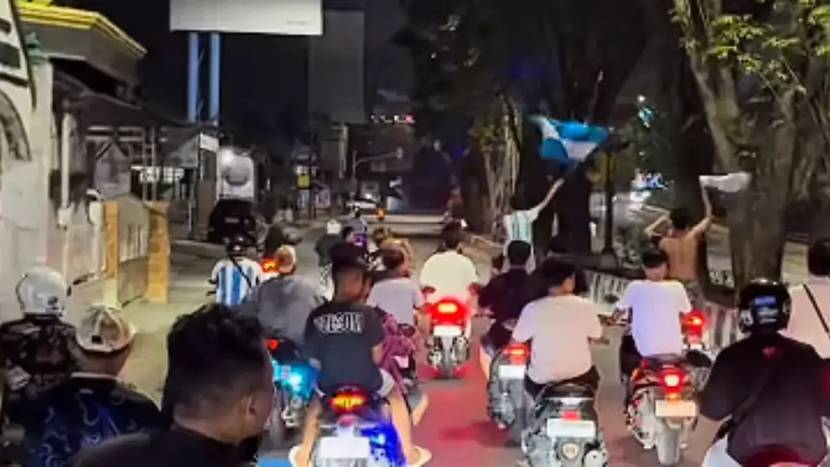 Viral! Suporter Argentina di Samarinda Konvoi Keliling Kota Usai Tim Favorit Lolos Final Piala Dunia 2026 Konvoi suporter Argentina di Samarinda usai tim lolos final Piala Dunia 2026