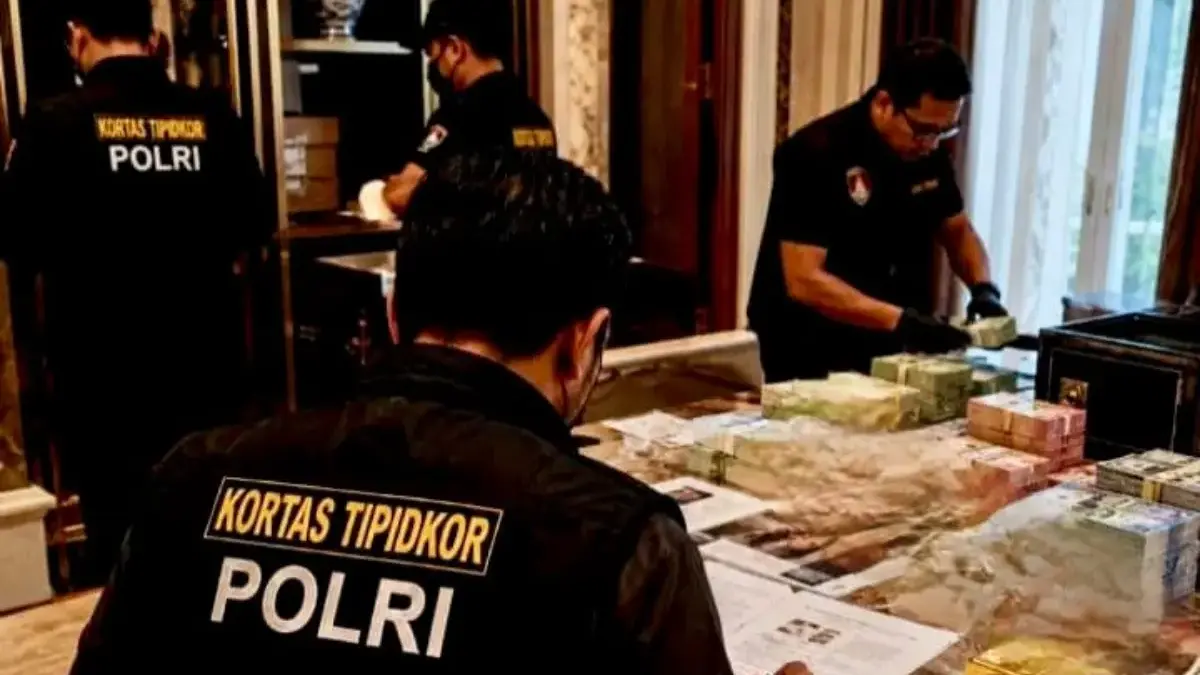 Penggeledahan Serentak,Kortas Tipidkor Polri Buru Jejak Dugaan Korupsi dan TPPU Kasus Besar, Ini Daftarnya ilustrasi kegiatan Kortas Tipidkor Polri