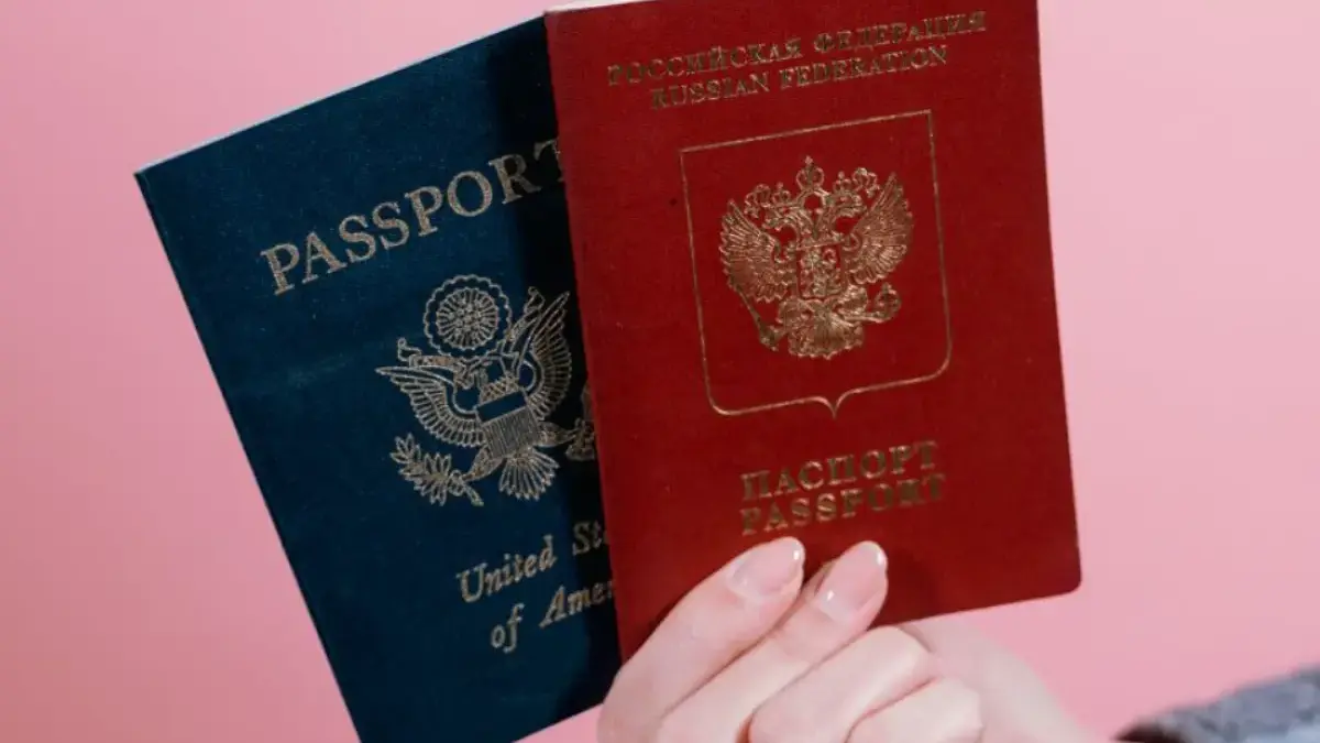 Tarif Lepas Status WNI Naik Jadi Rp5 Juta Mulai Agustus 2026, Ini Penjelasan Pemerintah ilustrasi passport
