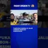 Tumpukan Sampah Di Jalur Cirebon Bandung Dibersihkan