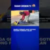 Warga Gebang Udik Gotong Royong Perbaiki Jalan