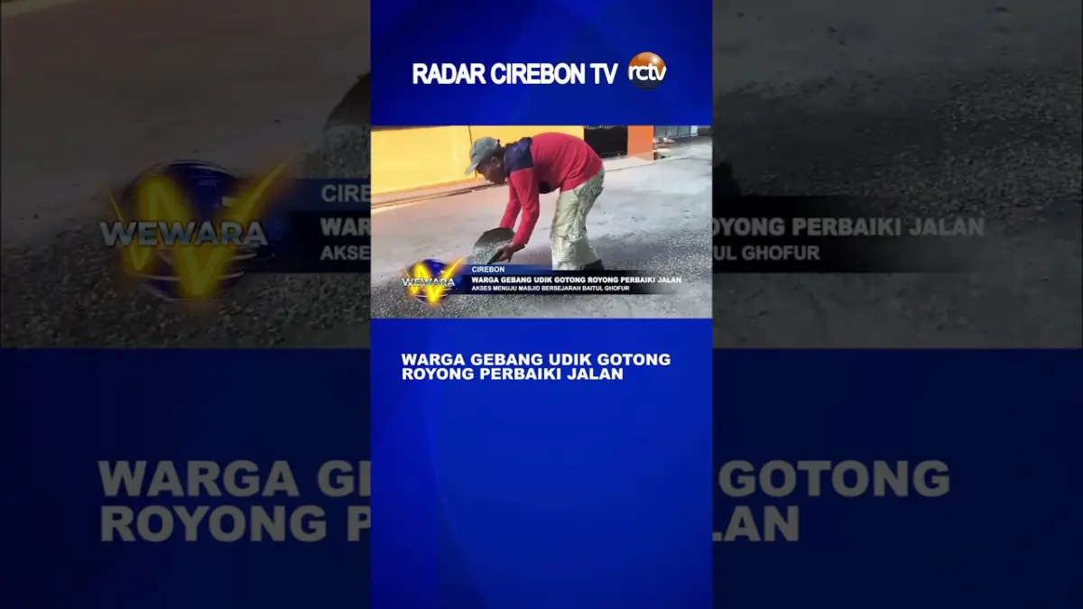 Warga Gebang Udik Gotong Royong Perbaiki Jalan