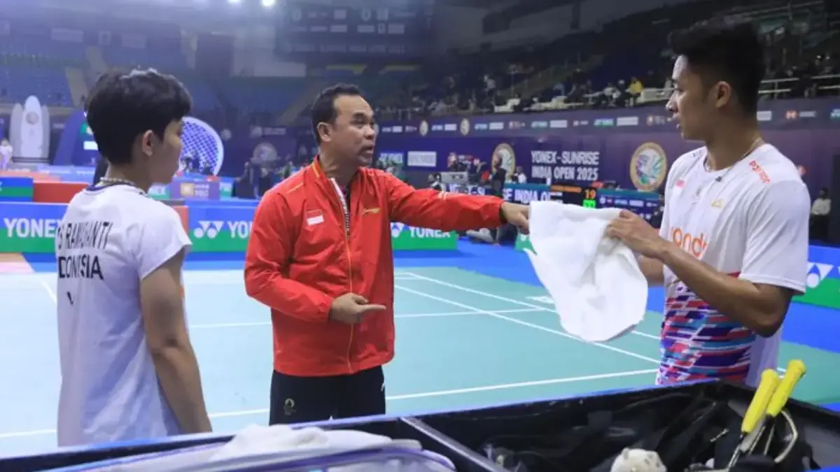 PBSI Resmi Berpisah dengan Rionny Mainaky, Sektor Ganda Campuran akan Dipimpin Pelatih Baru Agustus Ini foto