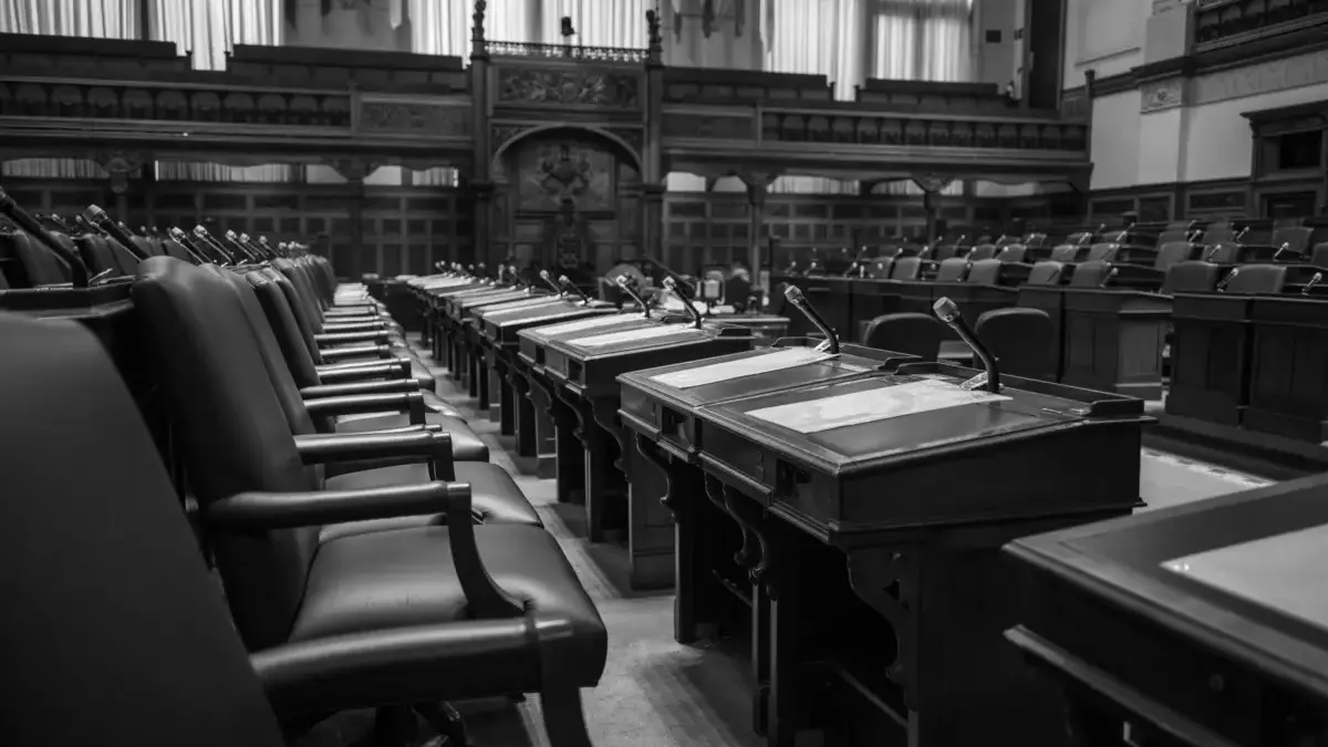 RUU PFII Disahkan DPR Besok, Rampung dalam Tiga Bulan Sesuai Amanat UU P2SK ilustrasi tempat sidang Kursi Legislatif Indonesia (DPR)