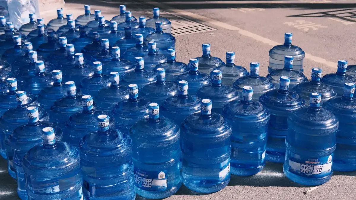 70 Persen Depot Air Minum Isi Ulang Terkontaminasi, Kemendag Gencar Lakukan Edukasi foto