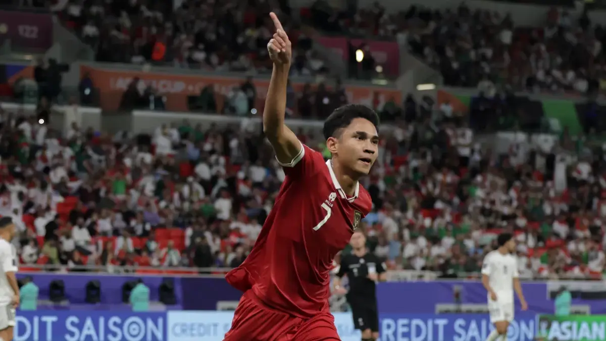 Marselino Ferdinan Usai Operasi Lutut, Kondisi Terbaru Bikin Fans Timnas Indonesia Kaget! foto