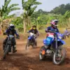 Peserta Yamaha Dirt Bike Experience Skill Up saat menjajal lintasan off-road bersama WR155 R dan YZ125X.
