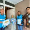 Suasana kunjungan PLN Icon Plus SBU Regional Jawa Barat kepada pelanggan ICONNET di Bandung dalam rangka Hari