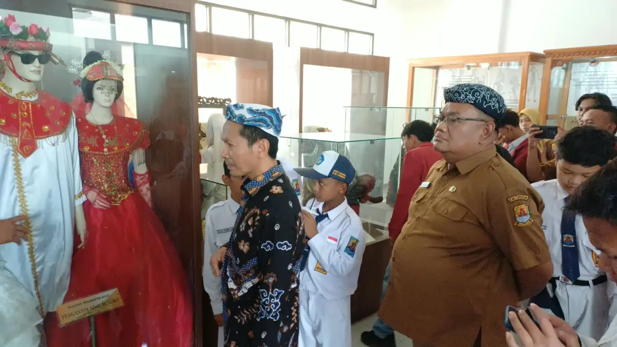 Mengenal Museum Pangeran Cakrabuana Cirebon, Merawat Budaya, Lestarikan Batik hingga Topeng Kepala Disbudpar Kabupaten Cirebon