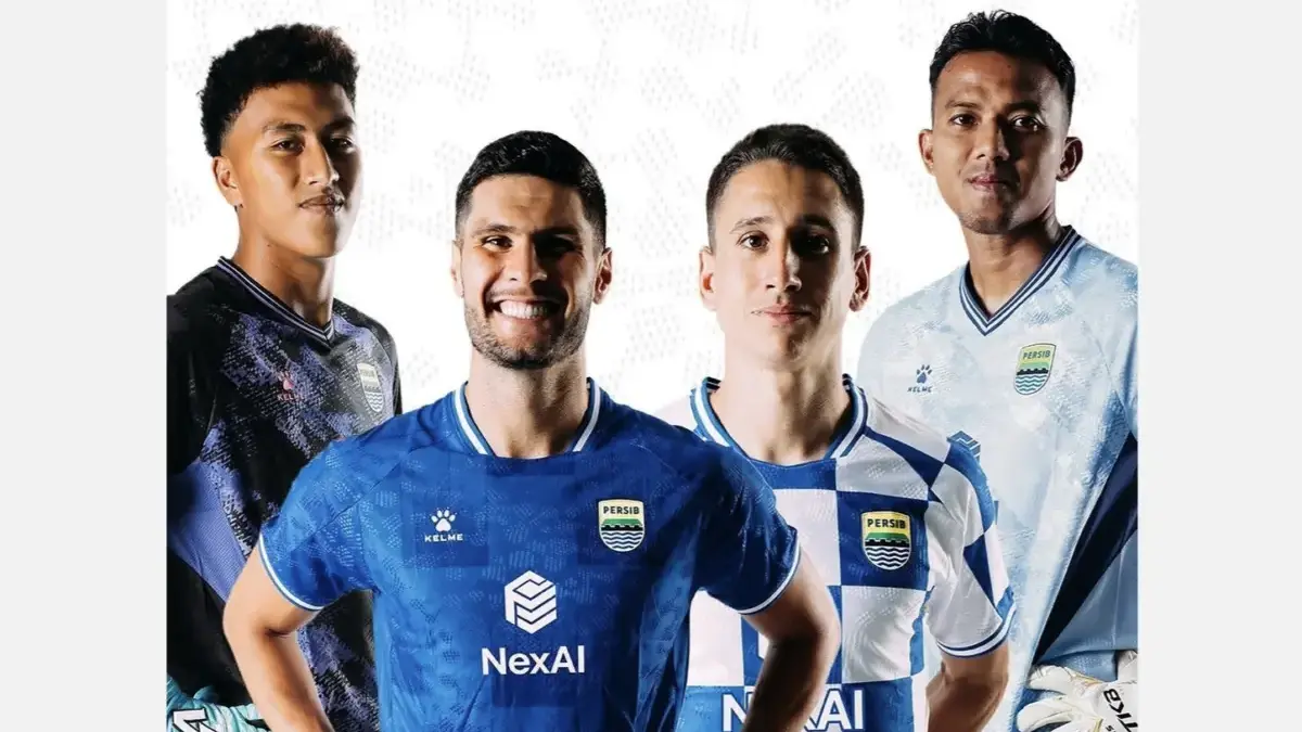 Persib Bandung Rilis Jersey Baru untuk Shopee Cup 2026/2027, Harga Mulai Rp249 Ribu! Foto