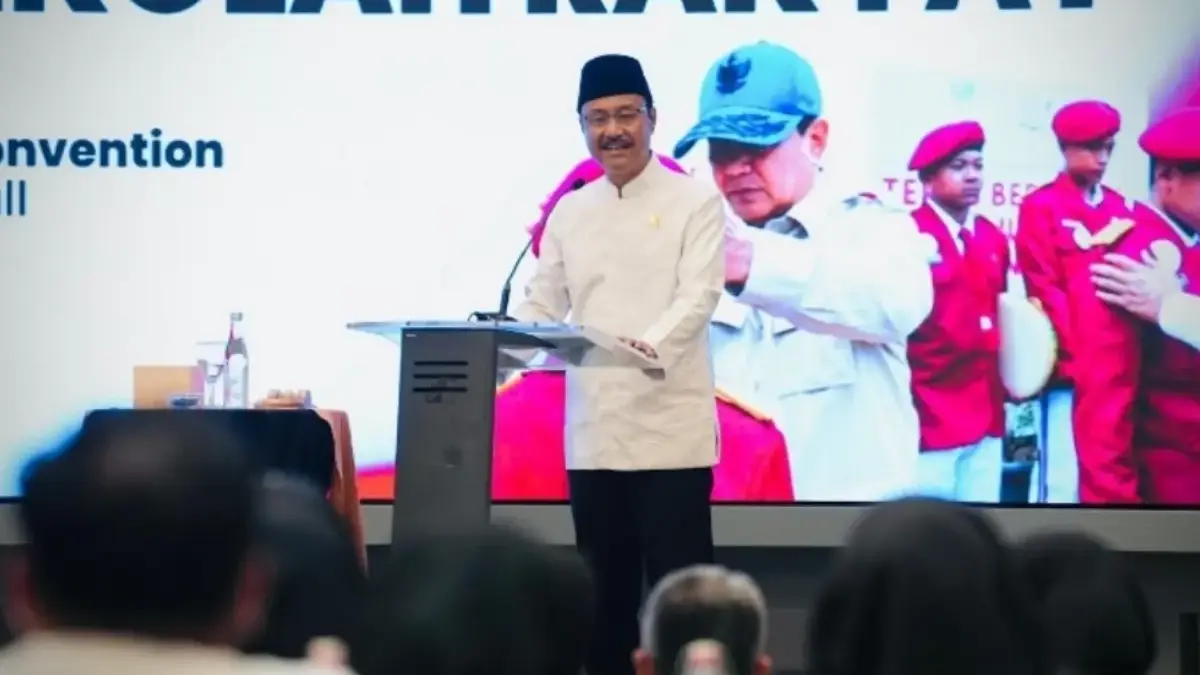 Desil DTSEN Naik Jangan Panik, Ini Cara Perbaiki Data Bansos dari Kemensos Menteri Sosial Saifullah Yusuf atau Gus Ipul saat memberikan keterangan pers mengenai mekanisme pemutakhiran d