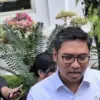 Kepala Badan Gizi Nasional Sudaryono saat memberikan keterangan pers soal kasus keracunan MBG.