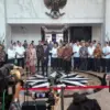 Menkeu Suahasil Nazara saat memberikan instruksi kepada jajaran Bea Cukai di gedung Kemenkeu.