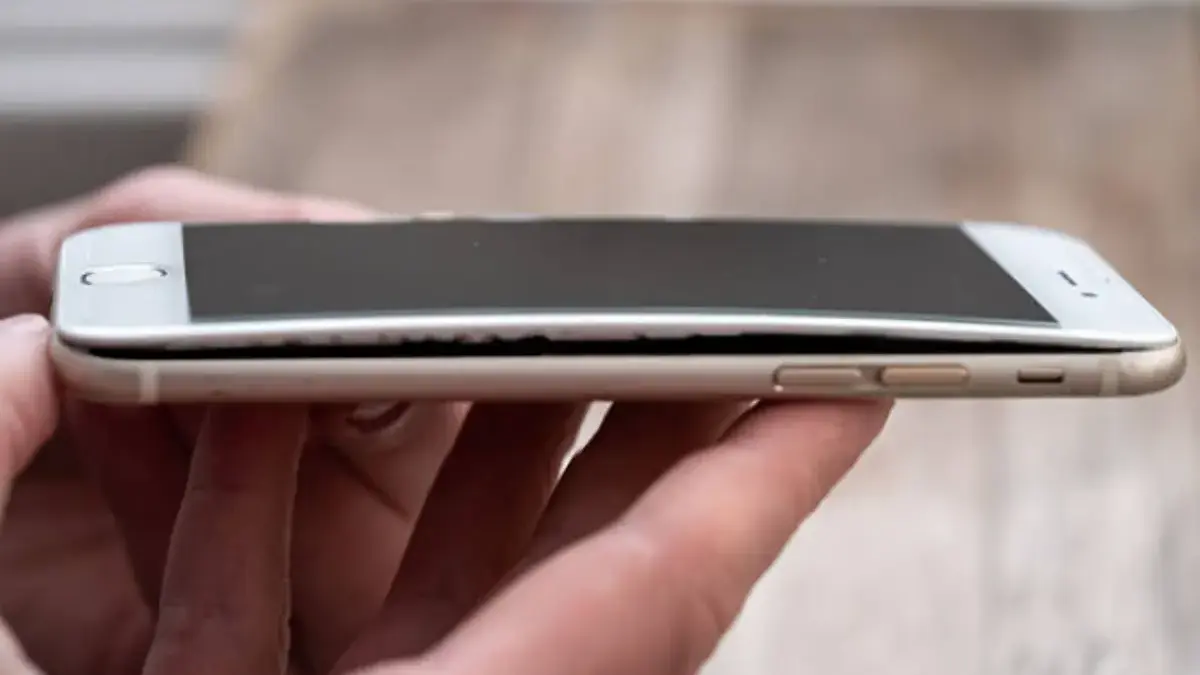 HP Sering Panas? Inilah 5 Penyebab Baterai Kembung yang Harus Diwaspadai Baterai