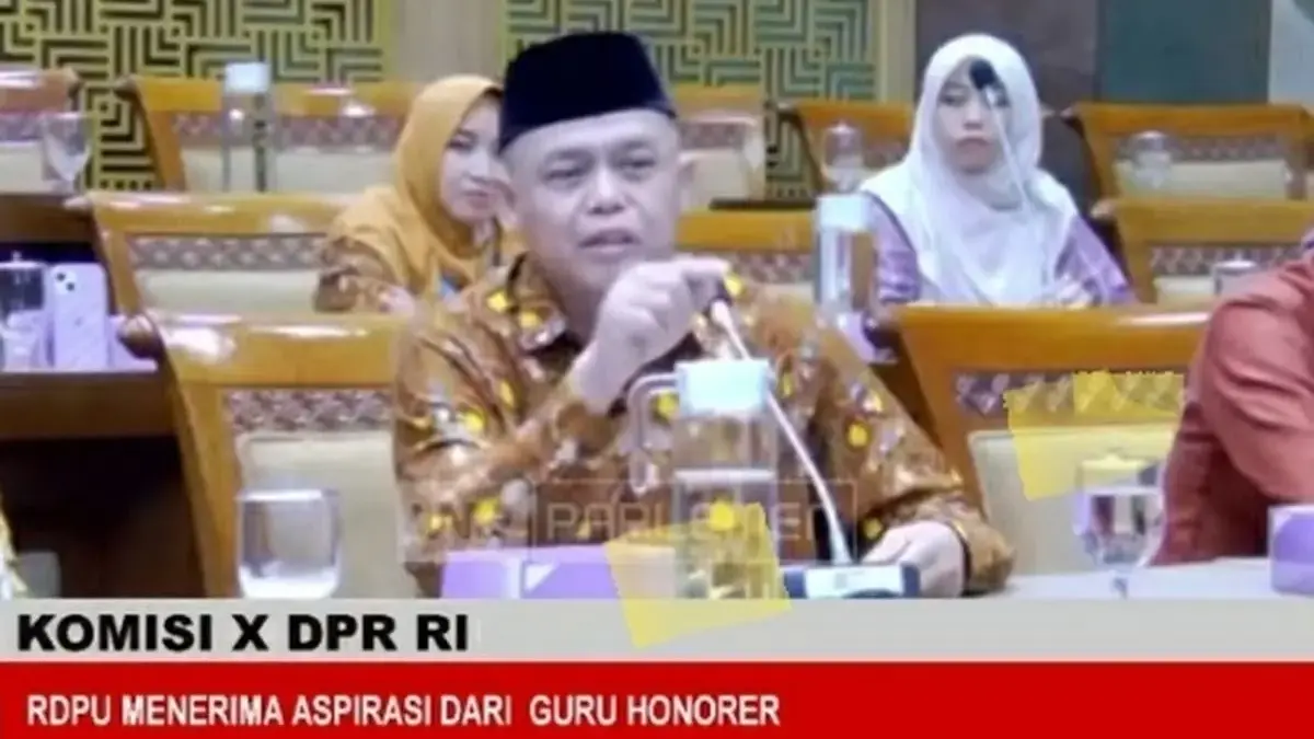 Ketua Umum DPP AGPAII, Drs. Endang Zenal, M.Ag., saat menyampaikan pernyataan sikap terkait darurat kekerasan