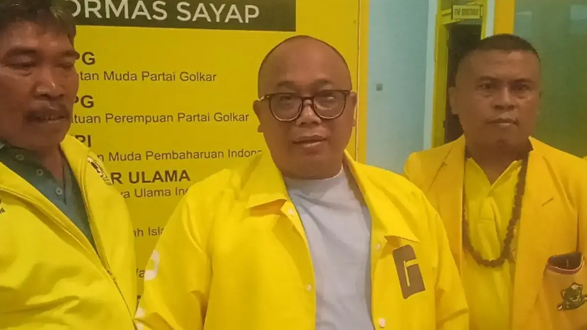 20 dari 26 PK Dukung Asep Eka, Bagaimana Sikap 6 PK Golkar Majalengka Jelang Musda? Ketua Fraksi Golkar DPRD Majalengka, Dasim Raden Pamungkas, saat memberikan keterangan terkait dukungan 20 PK