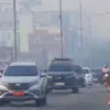 Kualitas udara Pekanbaru yang diselimuti kabut asap akibat karhutla.