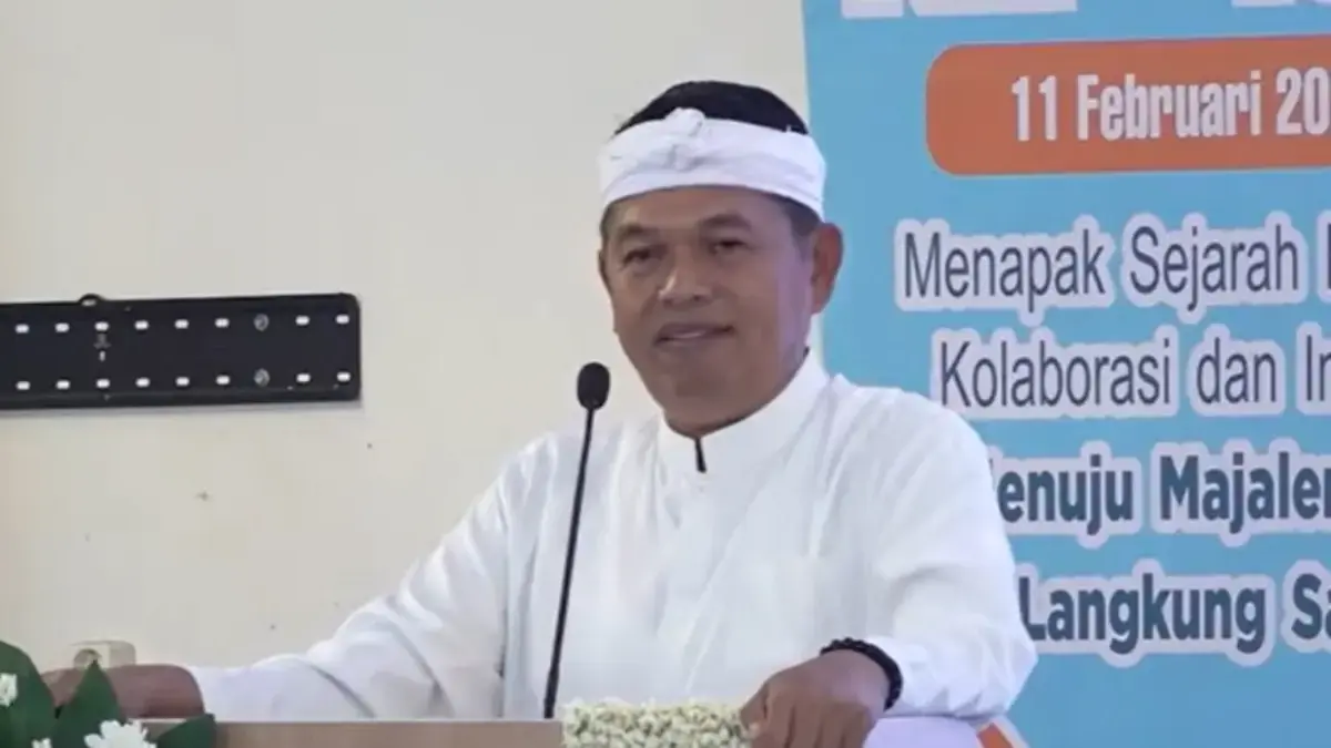 Gubernur Jawa Barat Dedi Mulyadi saat memberikan keterangan terkait kebijakan layanan kesehatan gratis.