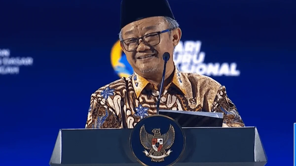 Mendikdasmen Abdul Mu'ti: Mendidik Adalah Misi Profetik untuk Menginspirasi Mendikdasmen Abdul Mu\'ti saat memberikan sambutan dalam pembukaan Bulan Guru Nasional 2026 di Jakarta.
