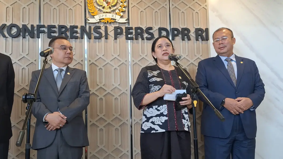 Ketua DPR RI Puan Maharani saat memberikan keterangan pers di Gedung DPR RI.